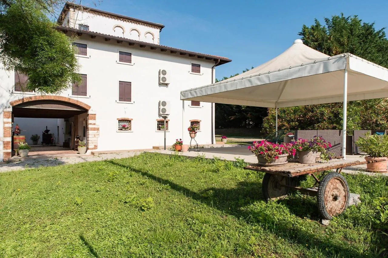 Agriturismo Colombare Teboi Trilo Lazise 0*,  Itálie