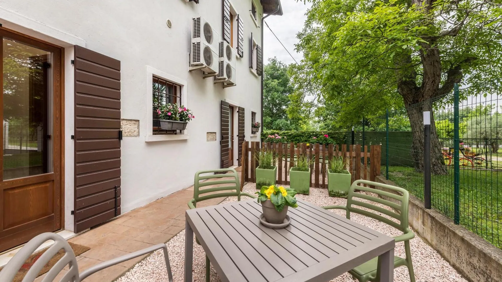 Apartment Agriturismo Colombare Teboi Trilo Lazise Italy
